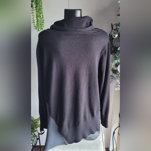 89th + Madison Black and Grey Cowl Turtleneck Sweater XL - Picture 6 of 7